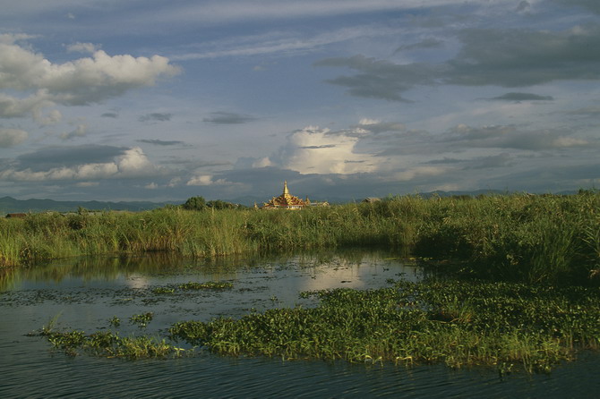 Inle Lake (2005)