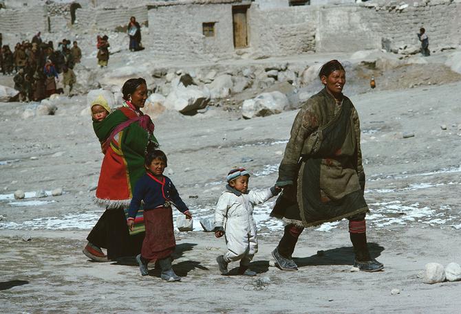 Tibetan Refugees at Choglamsar, 1976
