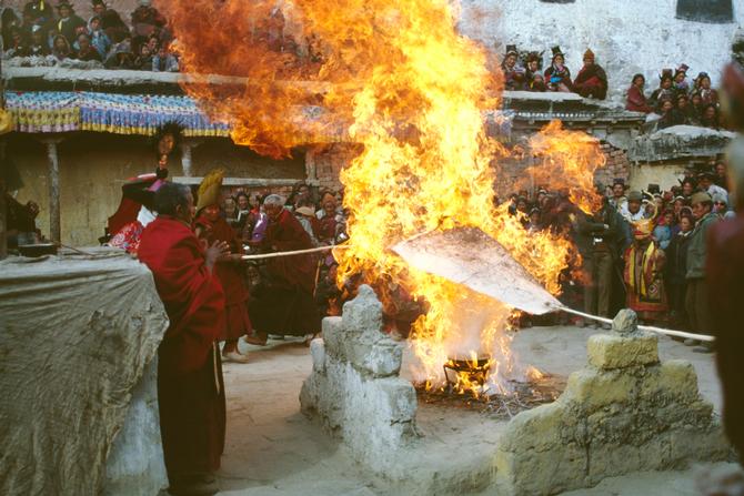 At Tiksey Gustor, Burning of dao bo (1979)