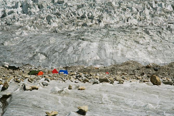 Camp in Ali Brangza