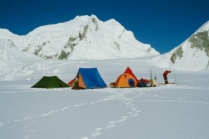 Camp on Bilaphond La, 5450 m